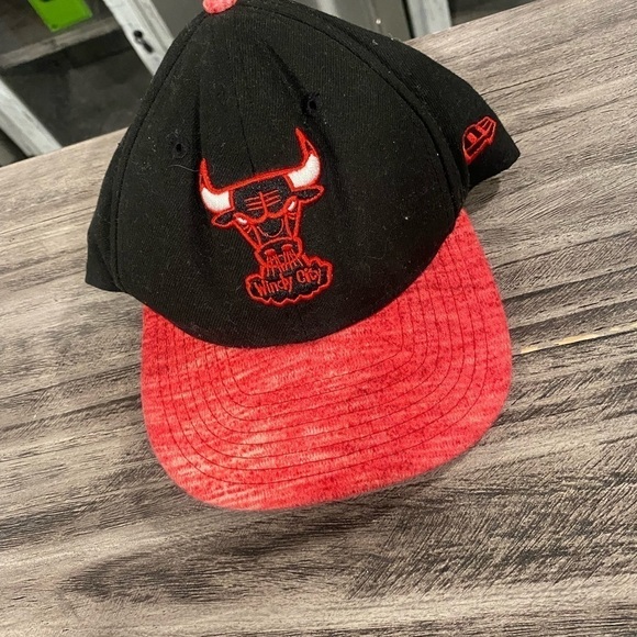 Youth Chicago Bulls Windy City New Era NBA Hat - Picture 3 of 4
